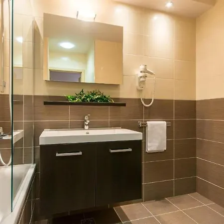 Lovely Apartment In Molunat With Wifi Apartament *